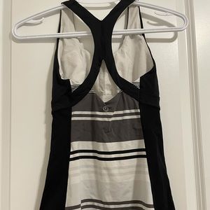 Lululemon built in bra tank top